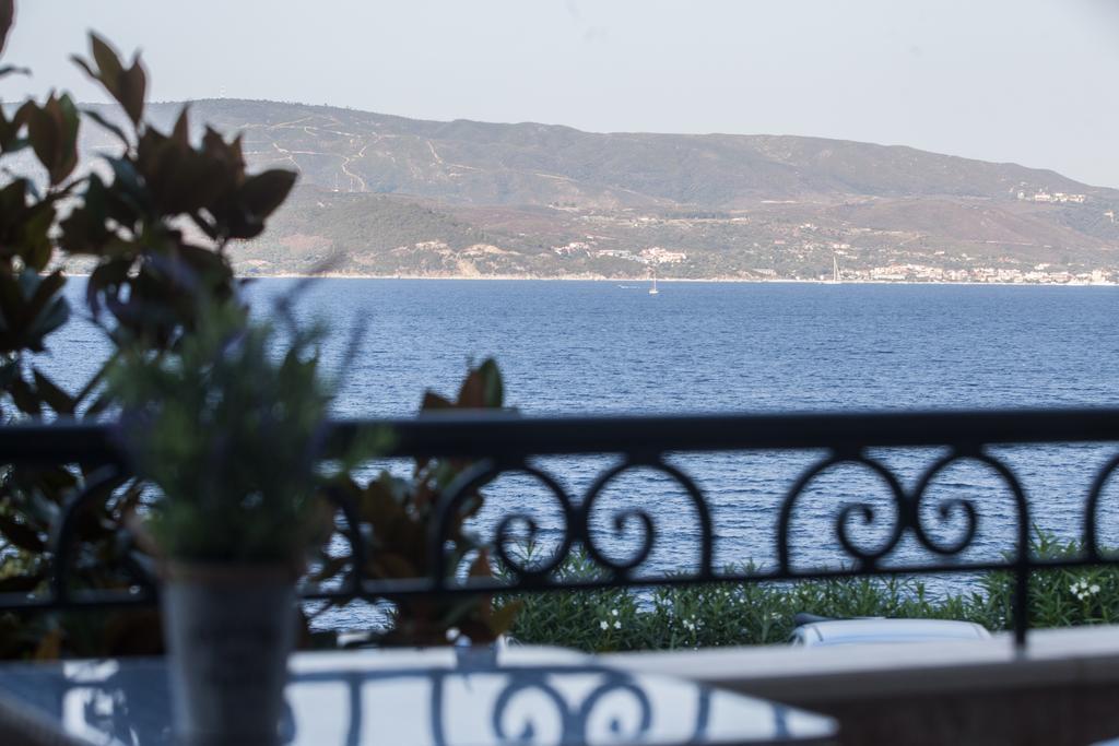 Pallas Luxury Apartments أمولياني المظهر الخارجي الصورة