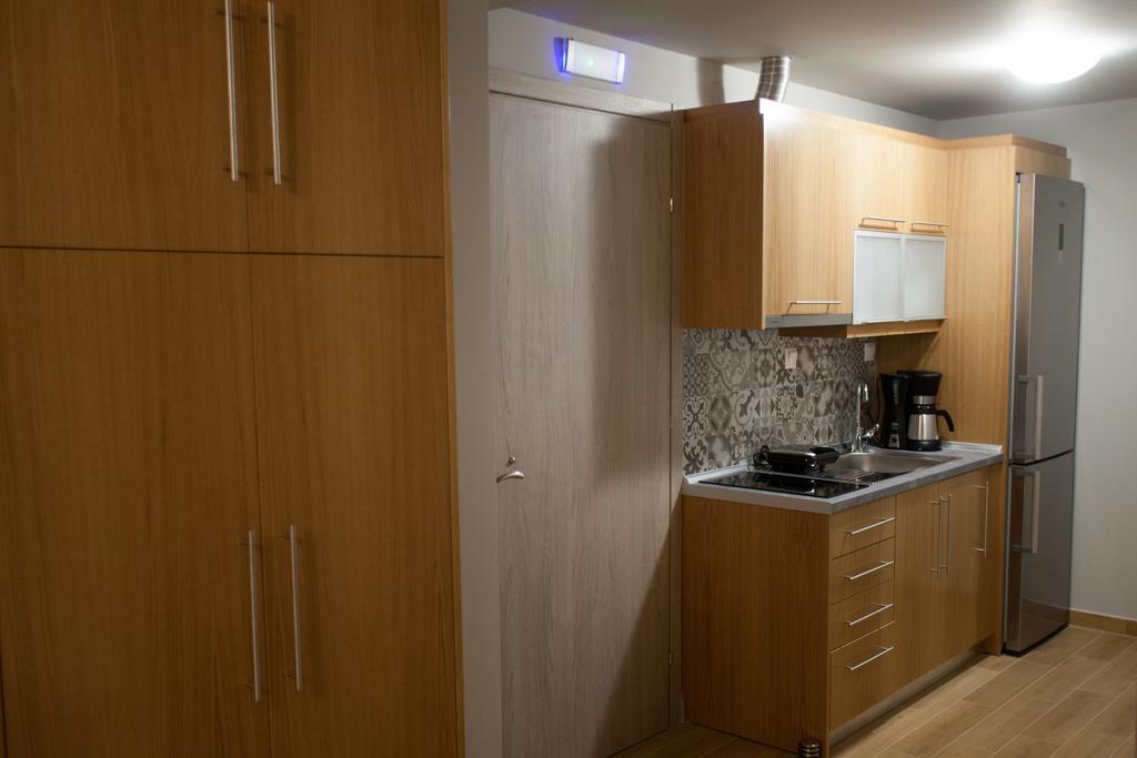 Pallas Luxury Apartments أمولياني المظهر الخارجي الصورة